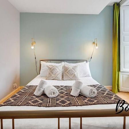 Monge Suite Old Town 2Br-1Ba, Near Royal Mile By Bonjour Residences אדינבורו מראה חיצוני תמונה