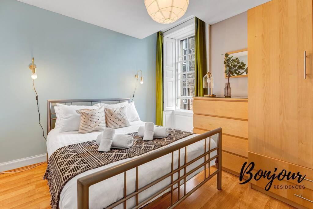 Monge Suite Old Town 2Br-1Ba, Near Royal Mile By Bonjour Residences אדינבורו מראה חיצוני תמונה