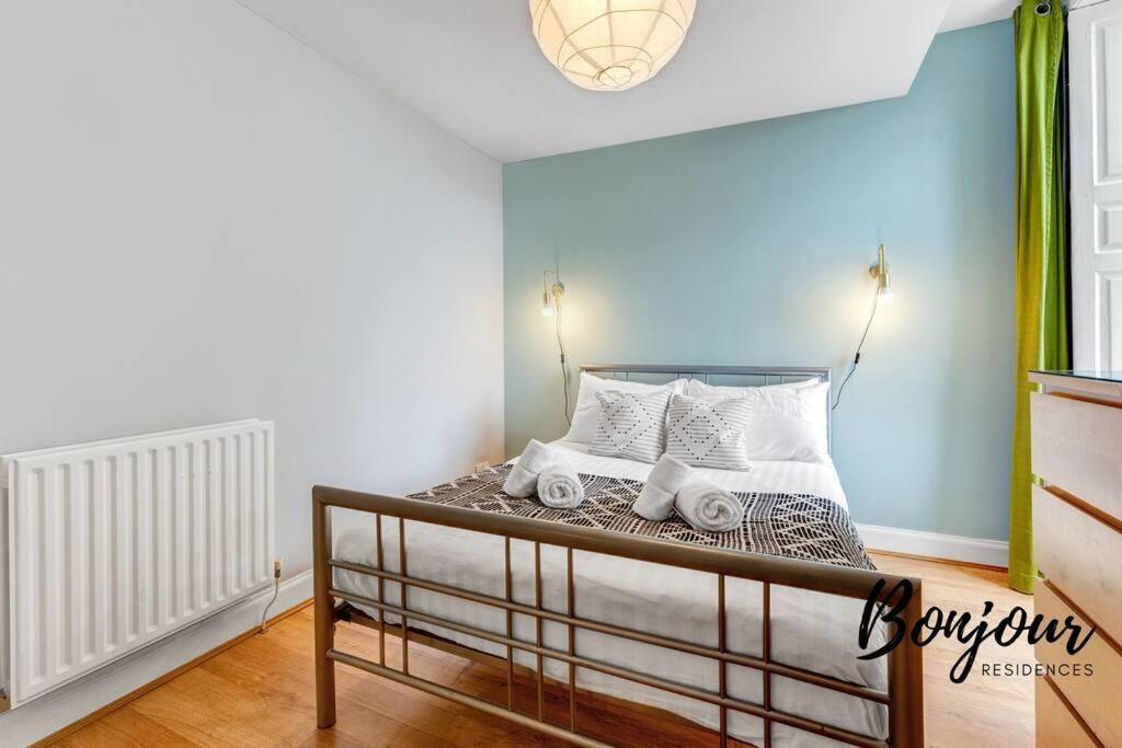 Monge Suite Old Town 2Br-1Ba, Near Royal Mile By Bonjour Residences אדינבורו מראה חיצוני תמונה