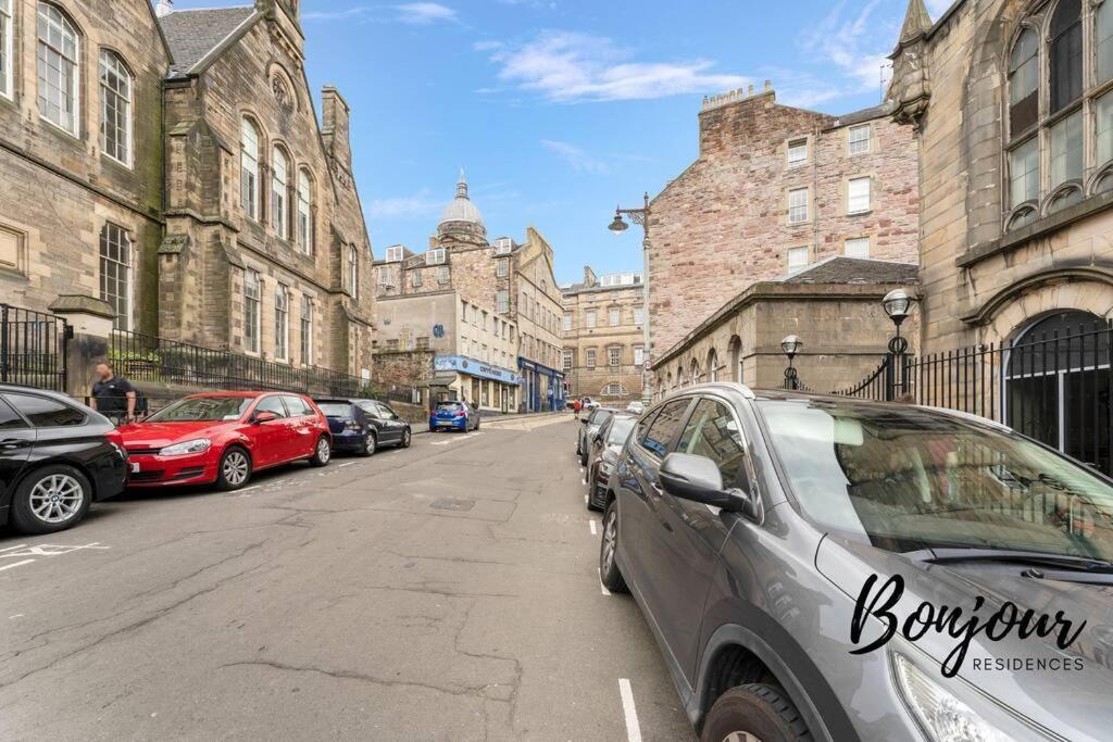 Monge Suite Old Town 2Br-1Ba, Near Royal Mile By Bonjour Residences אדינבורו מראה חיצוני תמונה